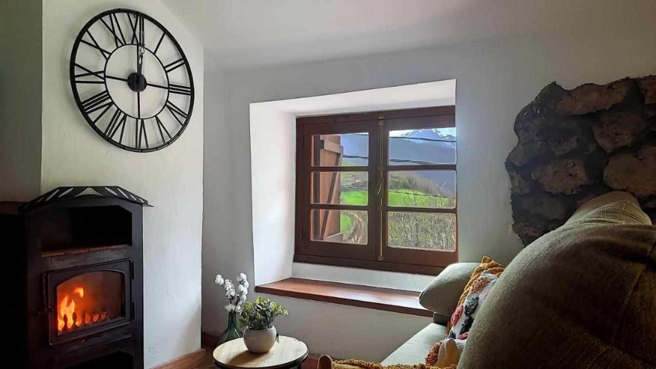 Apartamentos Rurales La Laguna Somiedo Valle de Lago Екстериор снимка