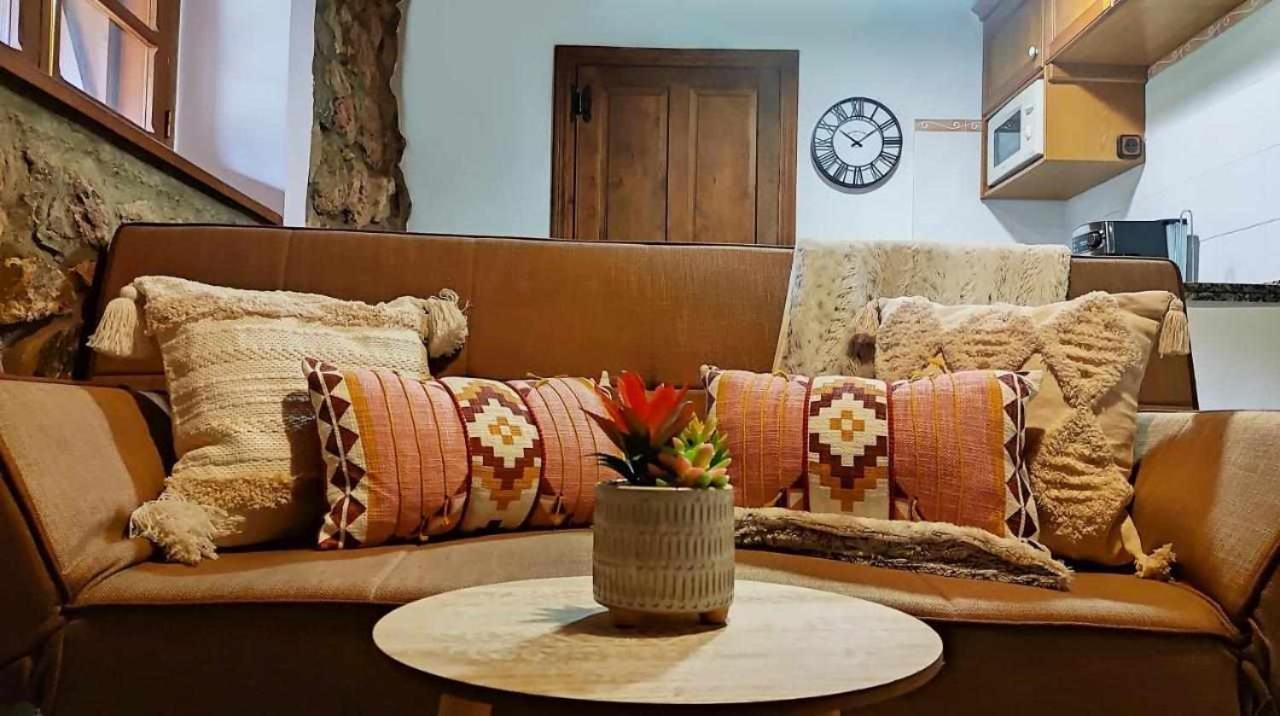 Apartamentos Rurales La Laguna Somiedo Valle de Lago Екстериор снимка