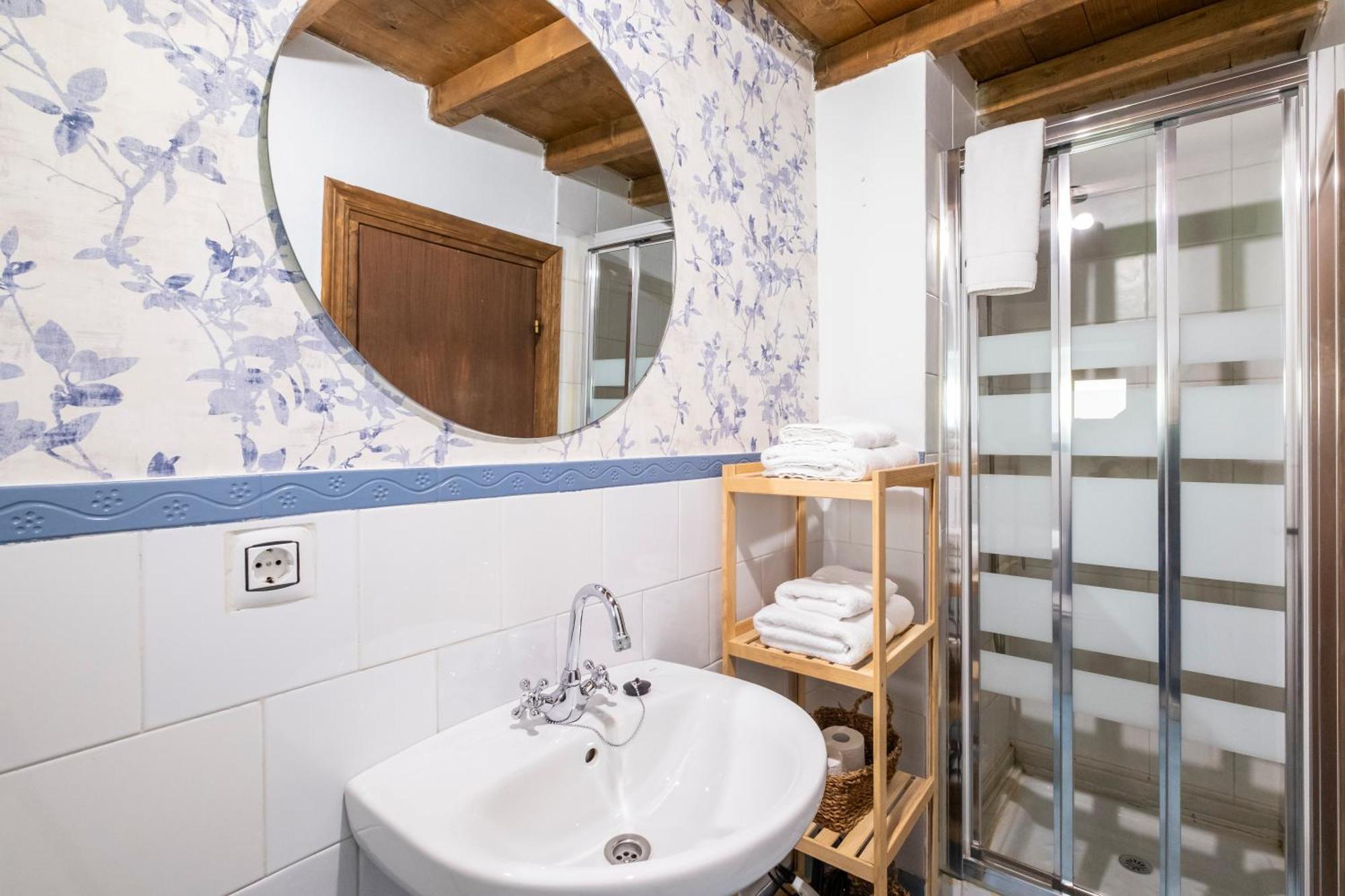 Apartamentos Rurales La Laguna Somiedo Valle de Lago Екстериор снимка