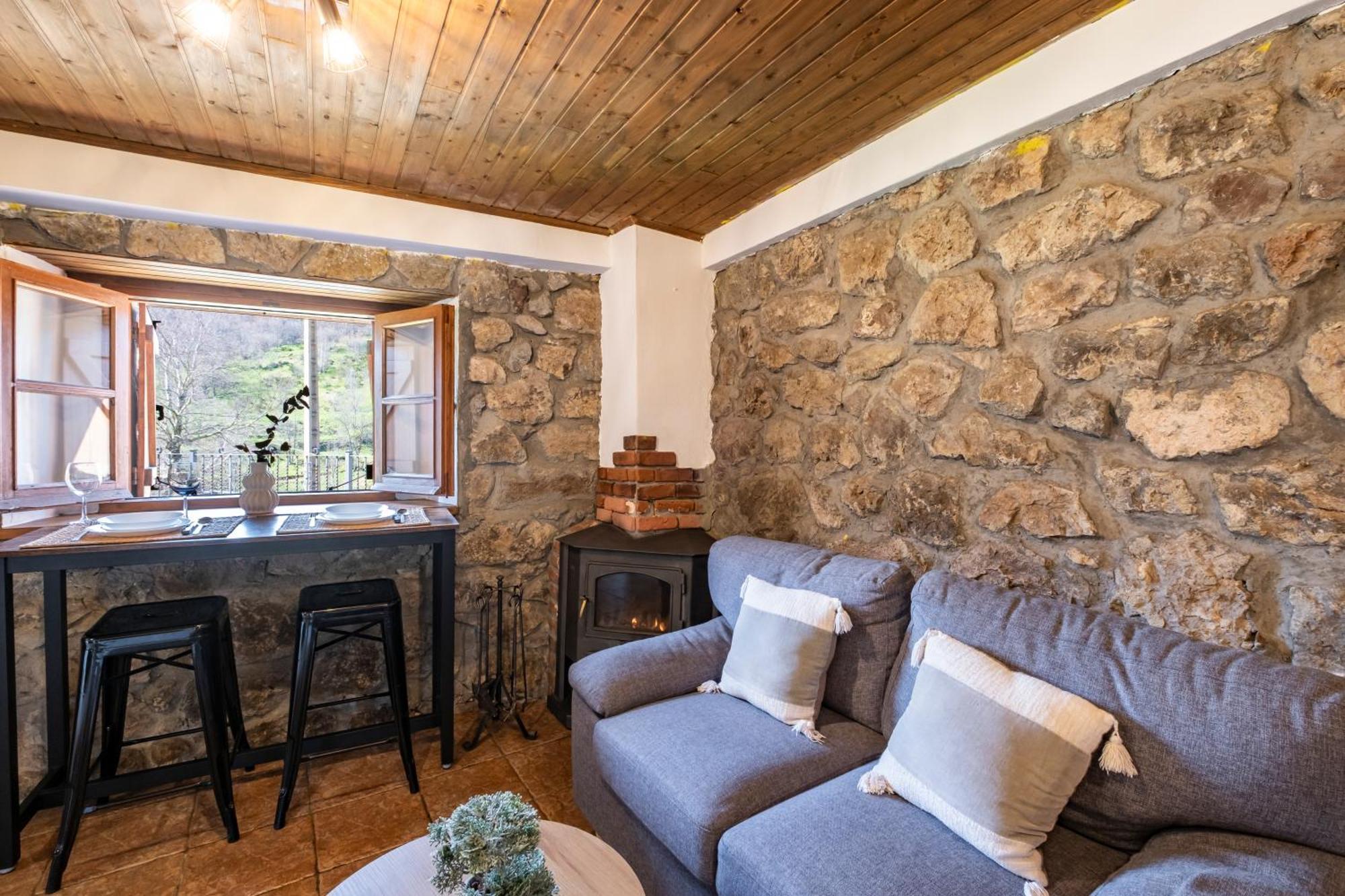 Apartamentos Rurales La Laguna Somiedo Valle de Lago Екстериор снимка